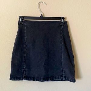 Brandy Melville Short Black Skirt